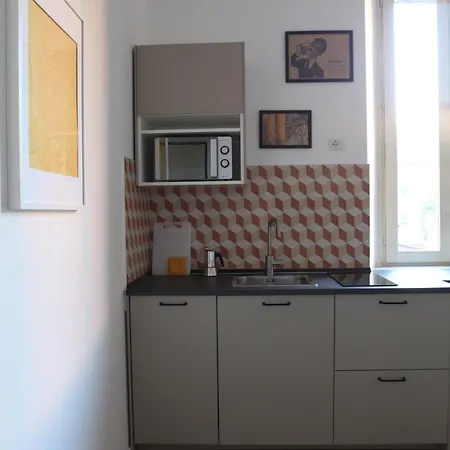 Modern Close To Metro Milan